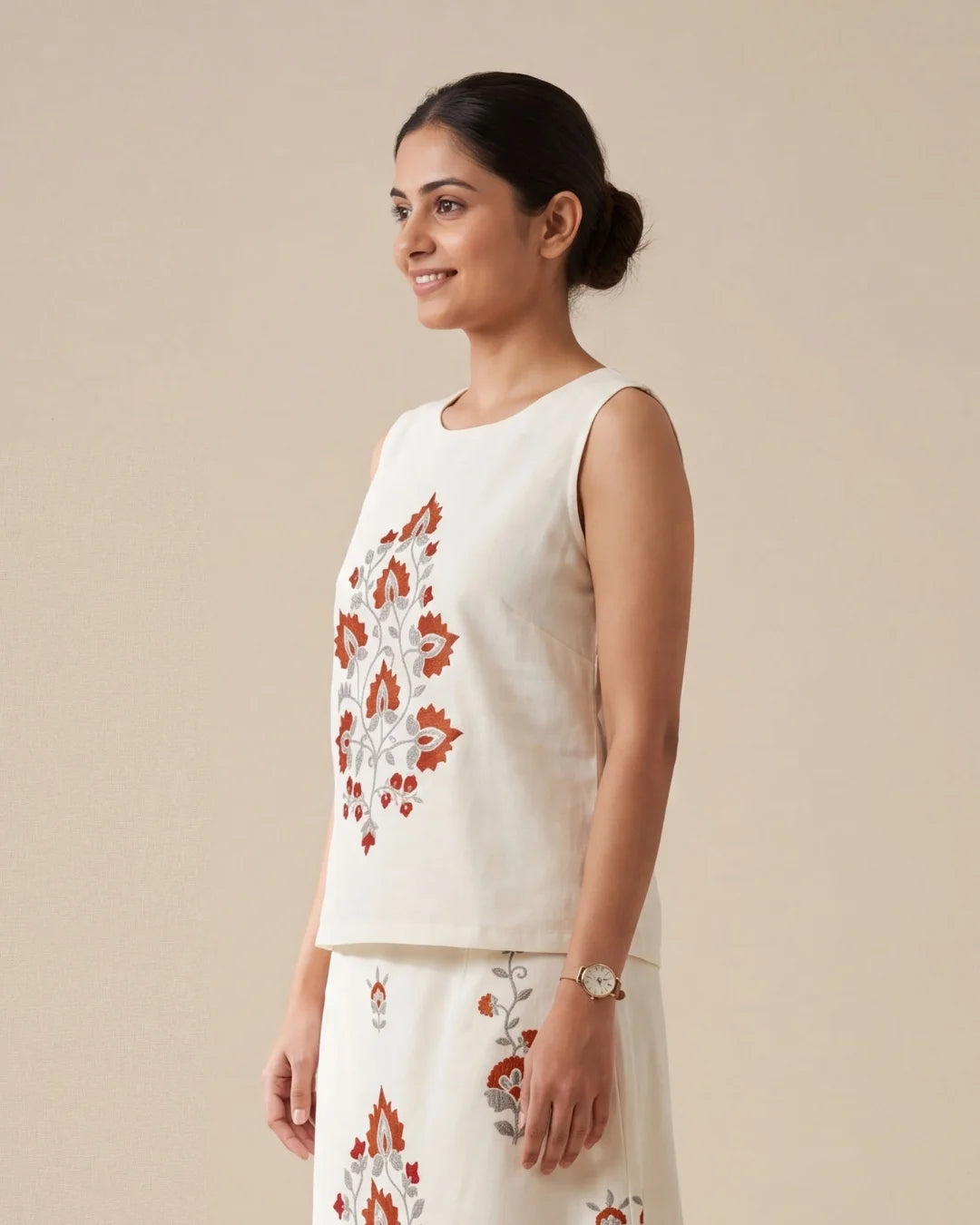 Women’s cream floral printed sleeveless top and mini skirt co-ord set by BENKQIN.